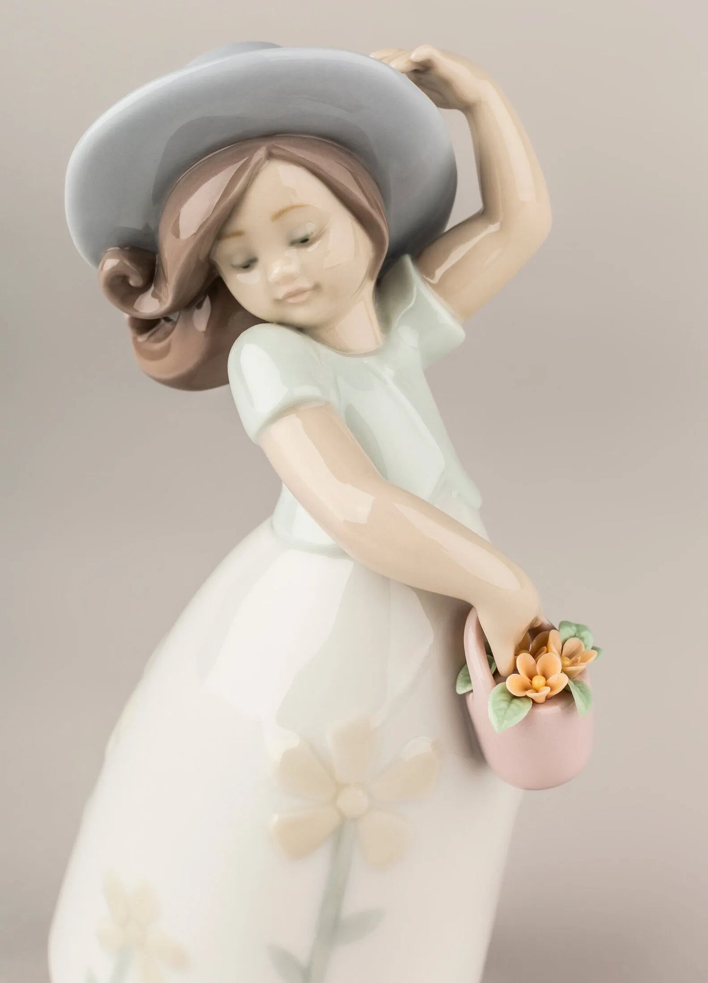 Little Daisy Figurine