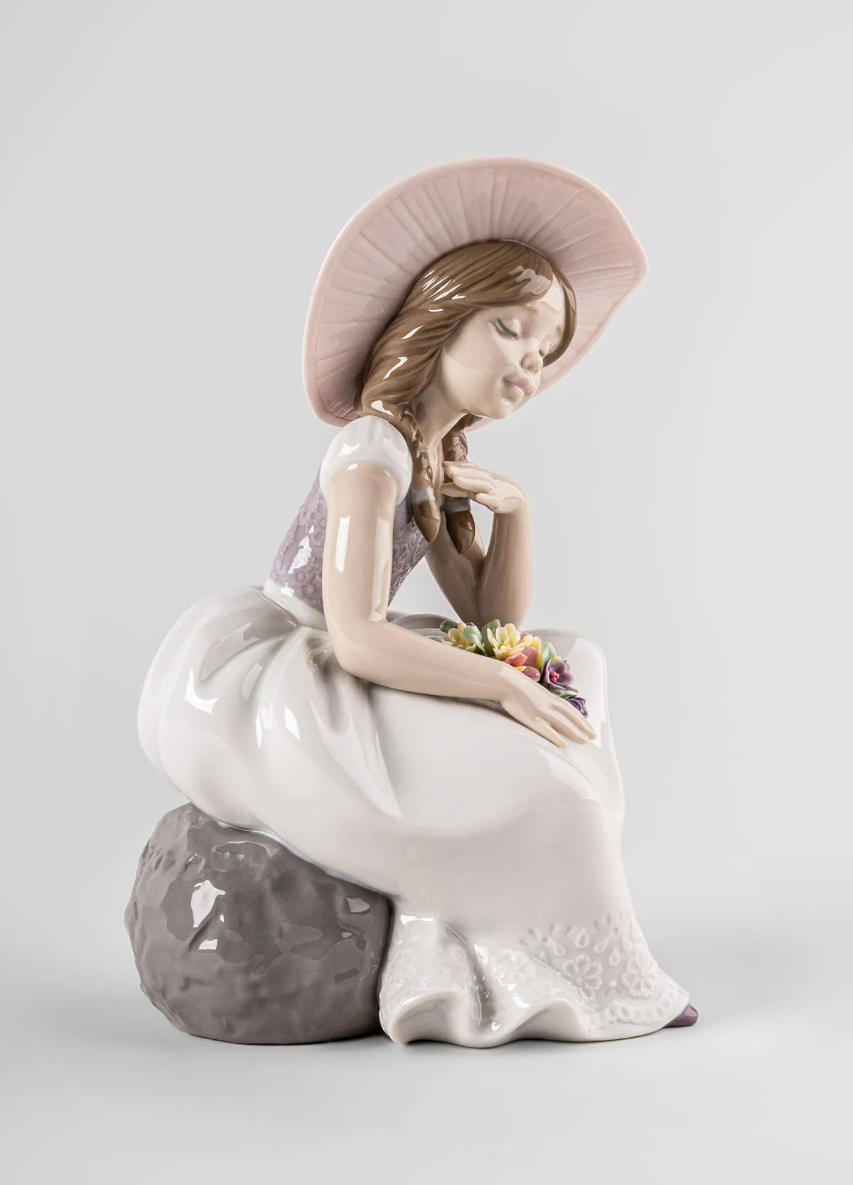 Spring has come Girl Sculpture