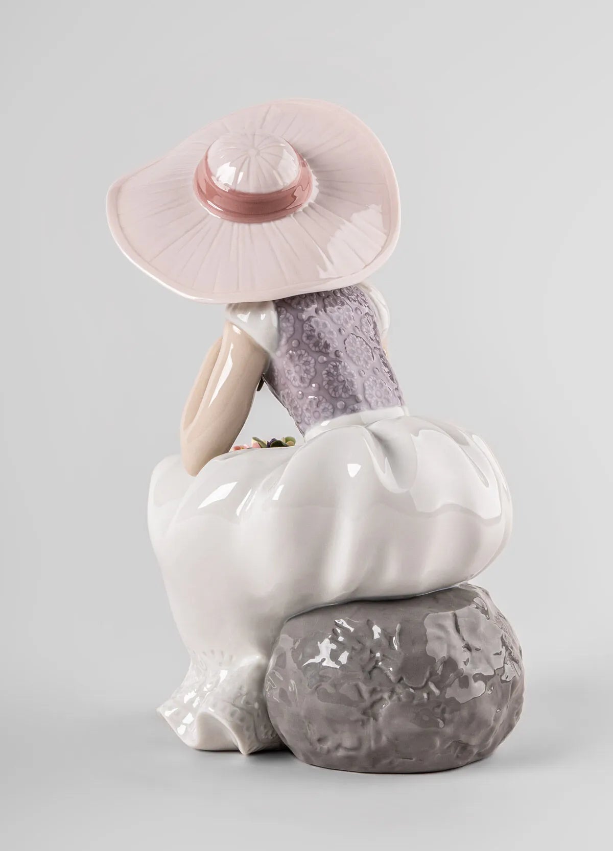 Spring has come Girl Sculpture