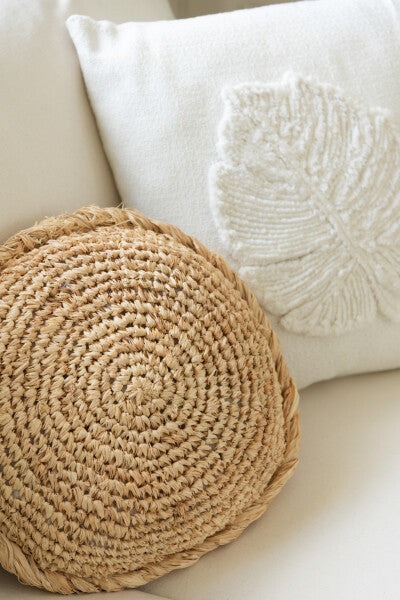 Cushion Leaf Square Polyester White