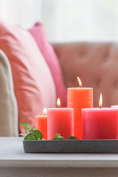 Candle Fuchsia M 39h
