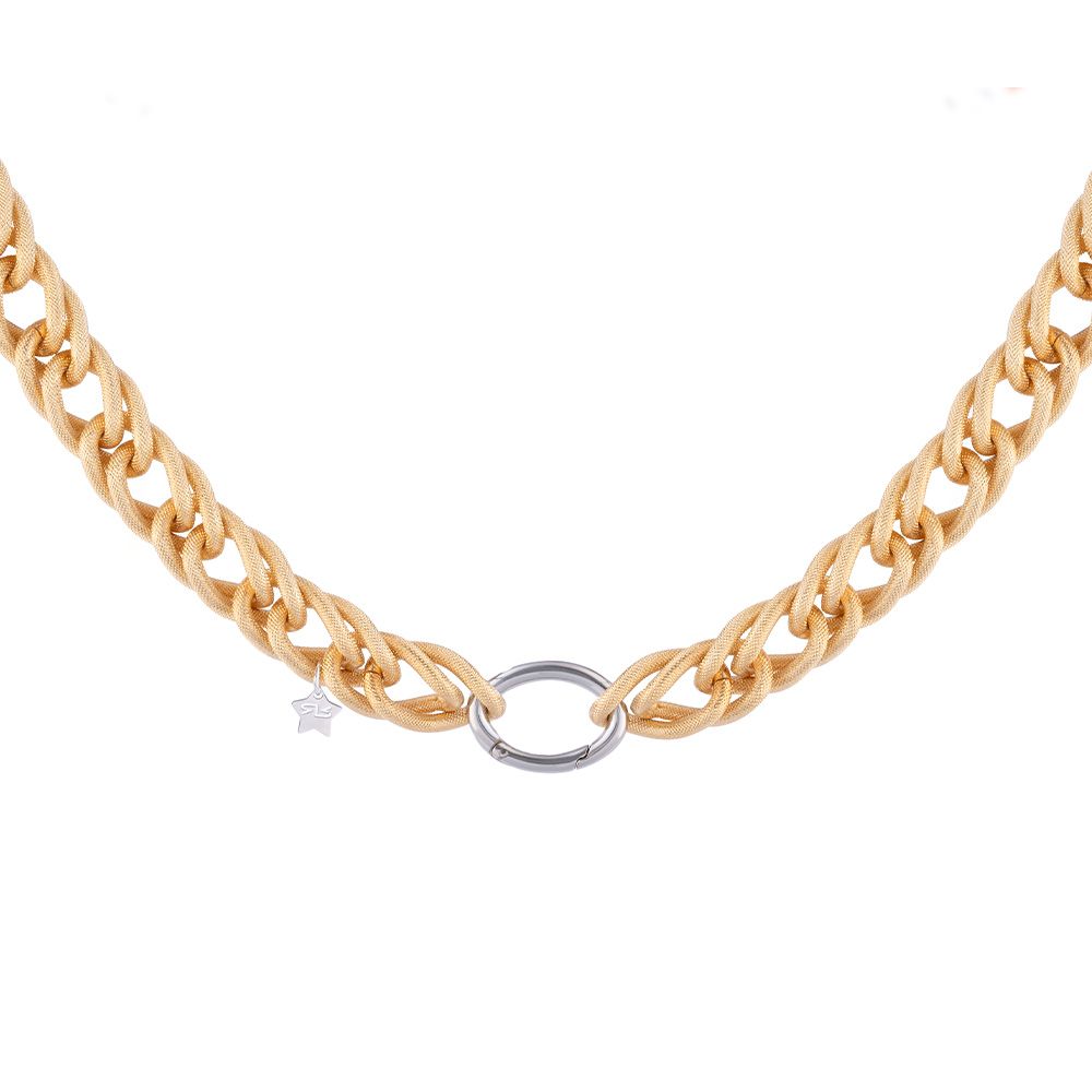 Diva necklace with double curb