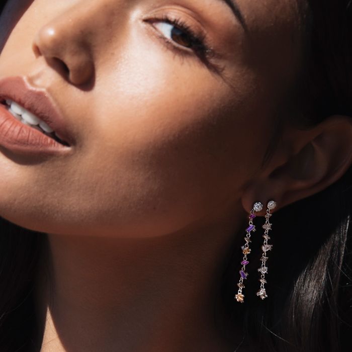 Diana earrings with pendant stone
