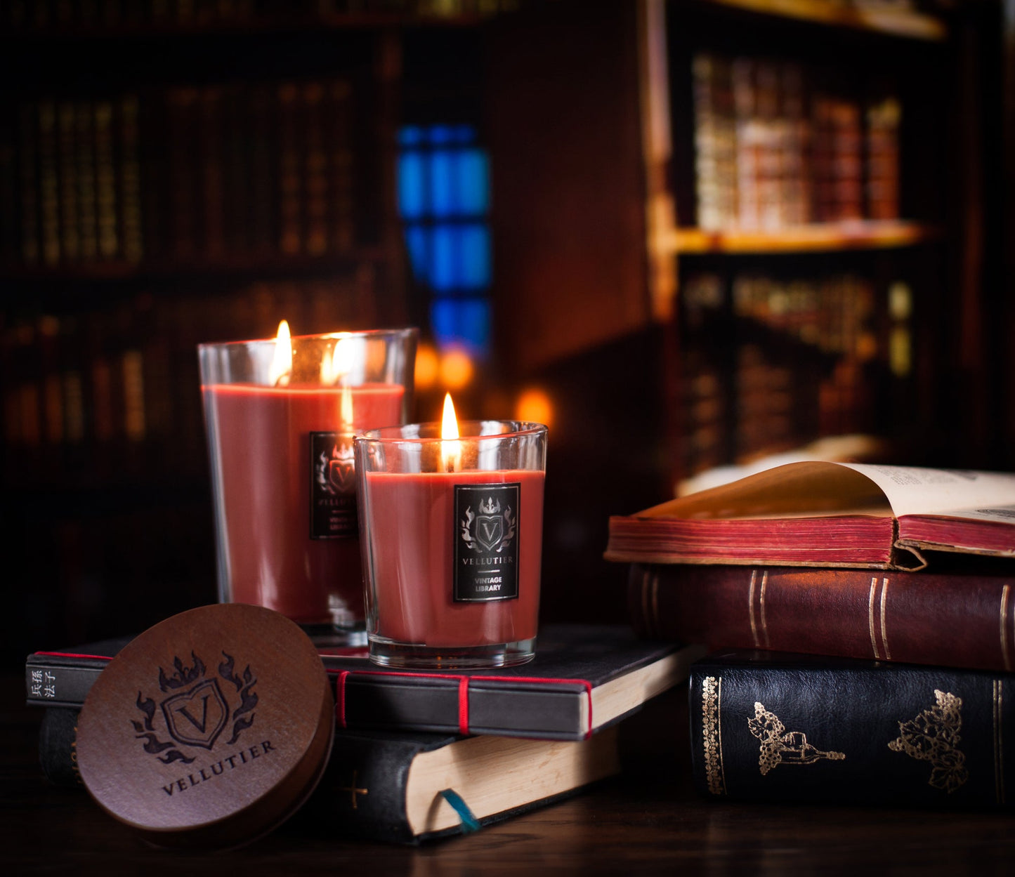 Large Candle - Vintage Library - Shukha Online Store