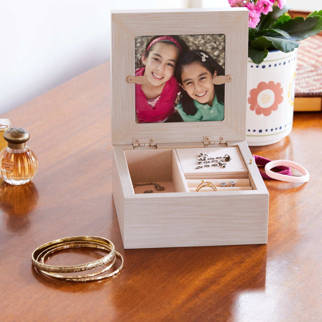 Friendship Music Jewelry Box