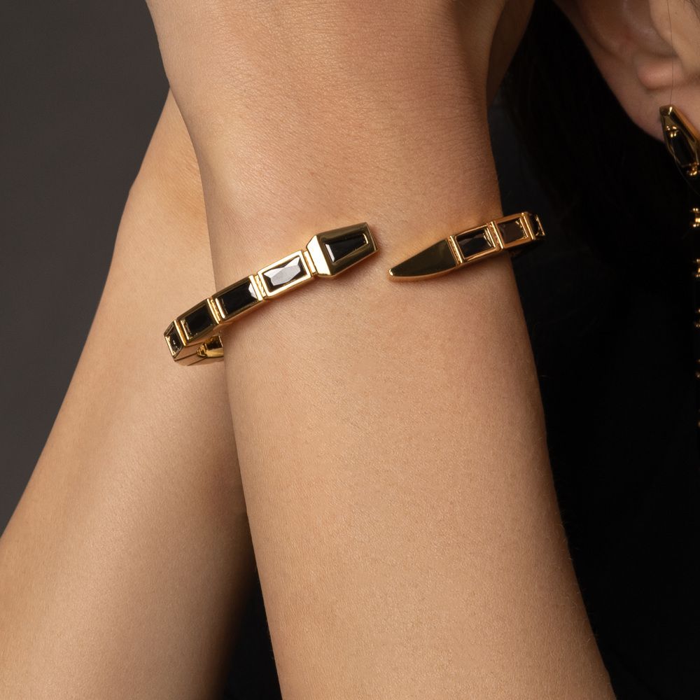 Iside bracelet