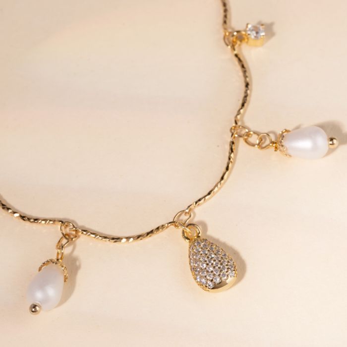 Tulipe Choker Necklace with Pendant Details