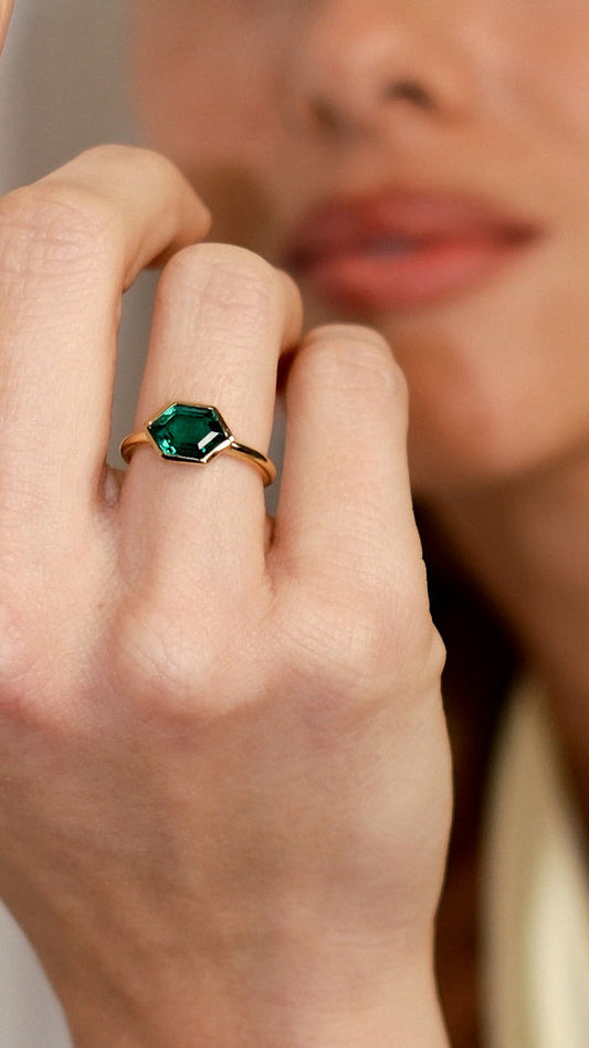 Demi Ring Emerald Green Gold Vermeil