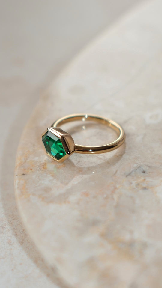 Demi Ring Emerald Green Gold Vermeil