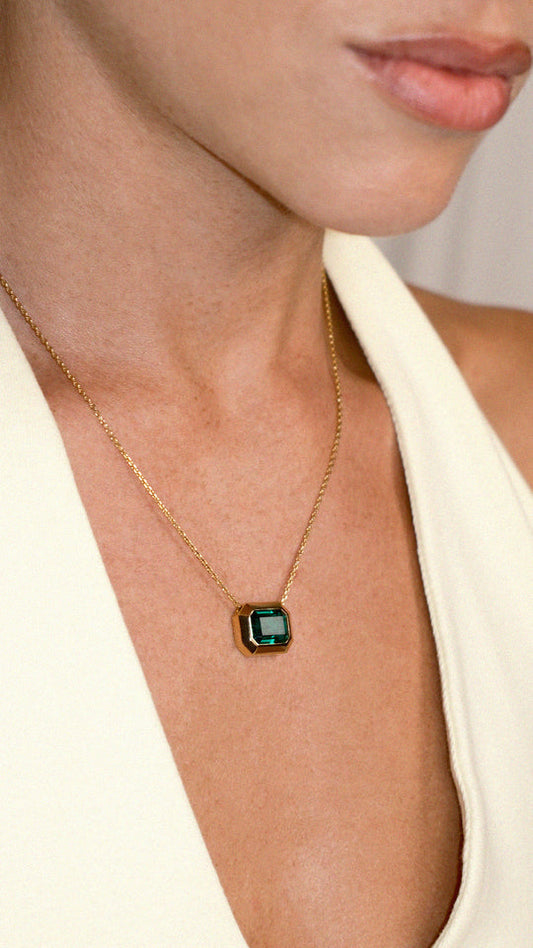 Lily Necklace Emerald Green Gold Vermeil