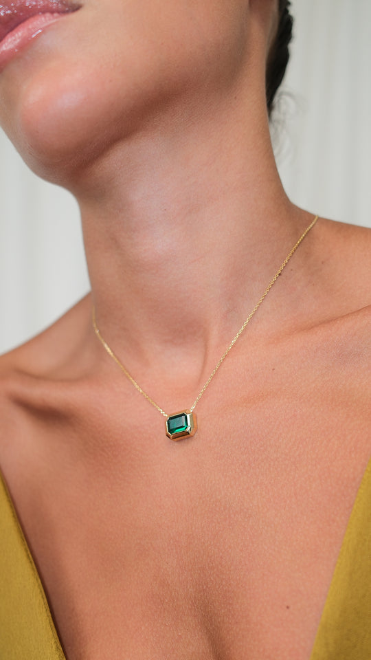 Lily Necklace Emerald Green Gold Vermeil