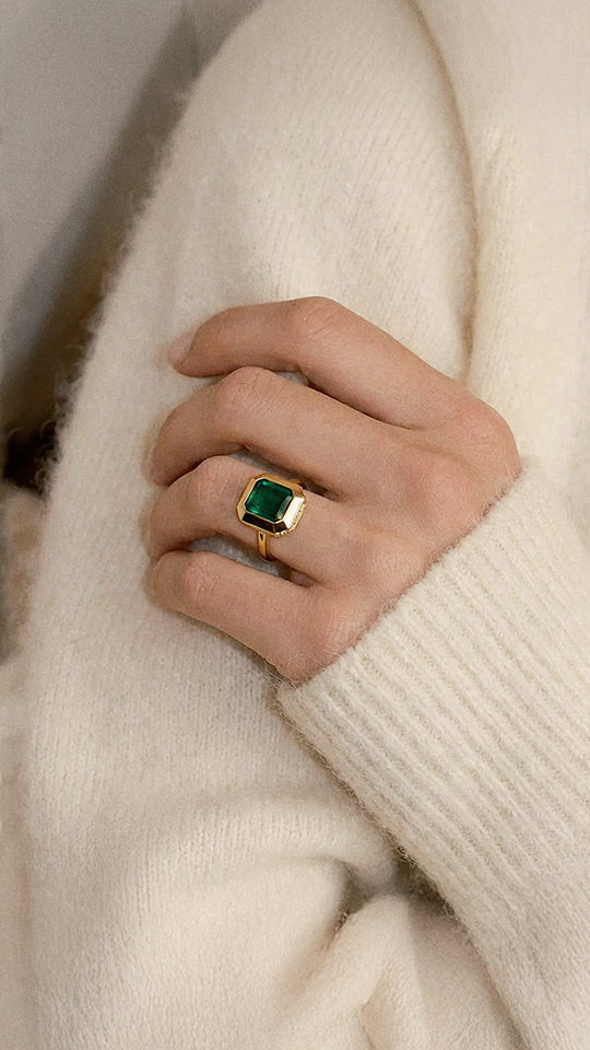 Lily Ring Emerald Green Gold Vermeil
