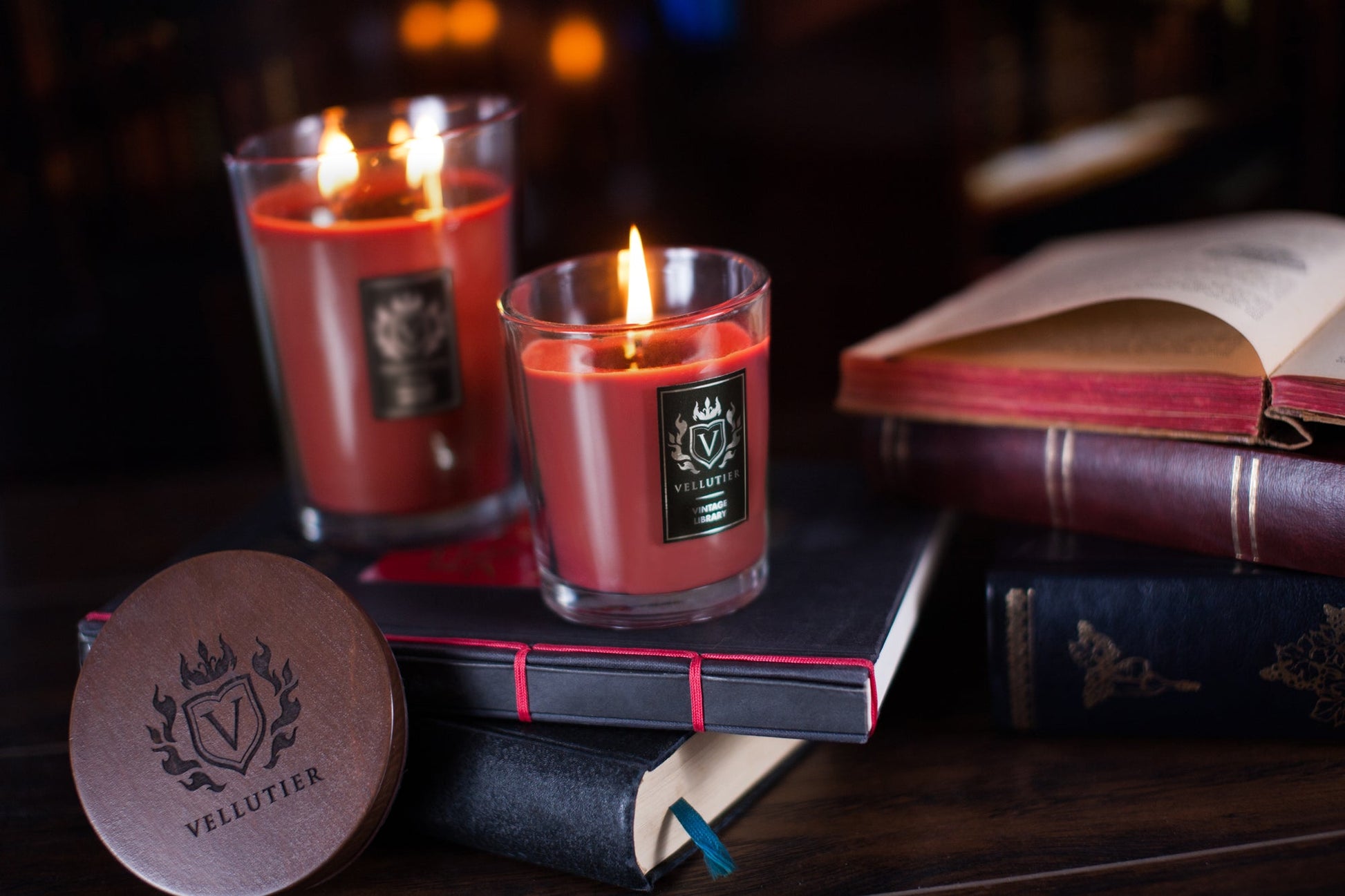 Large Candle - Vintage Library - Shukha Online Store